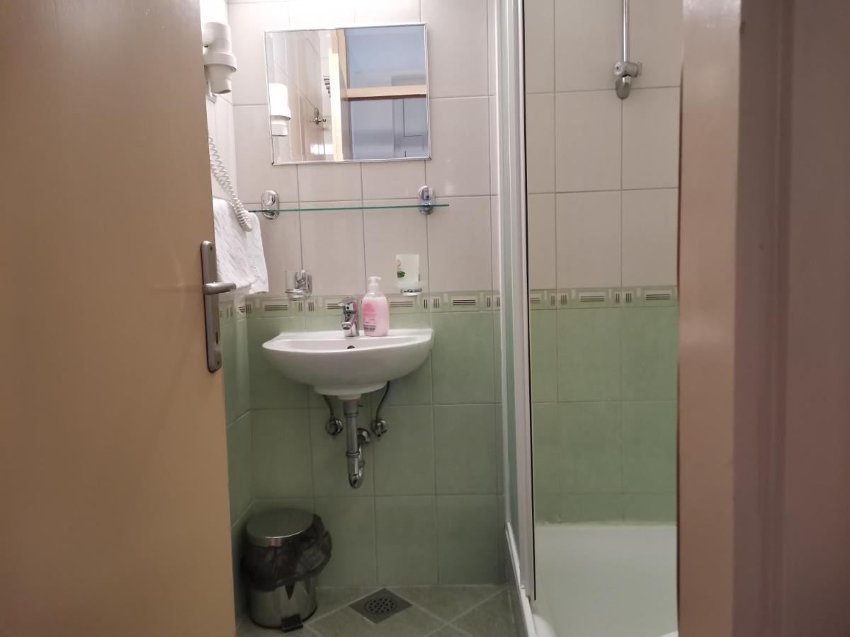 Apartma Gaber 80 Zrece Exterior photo